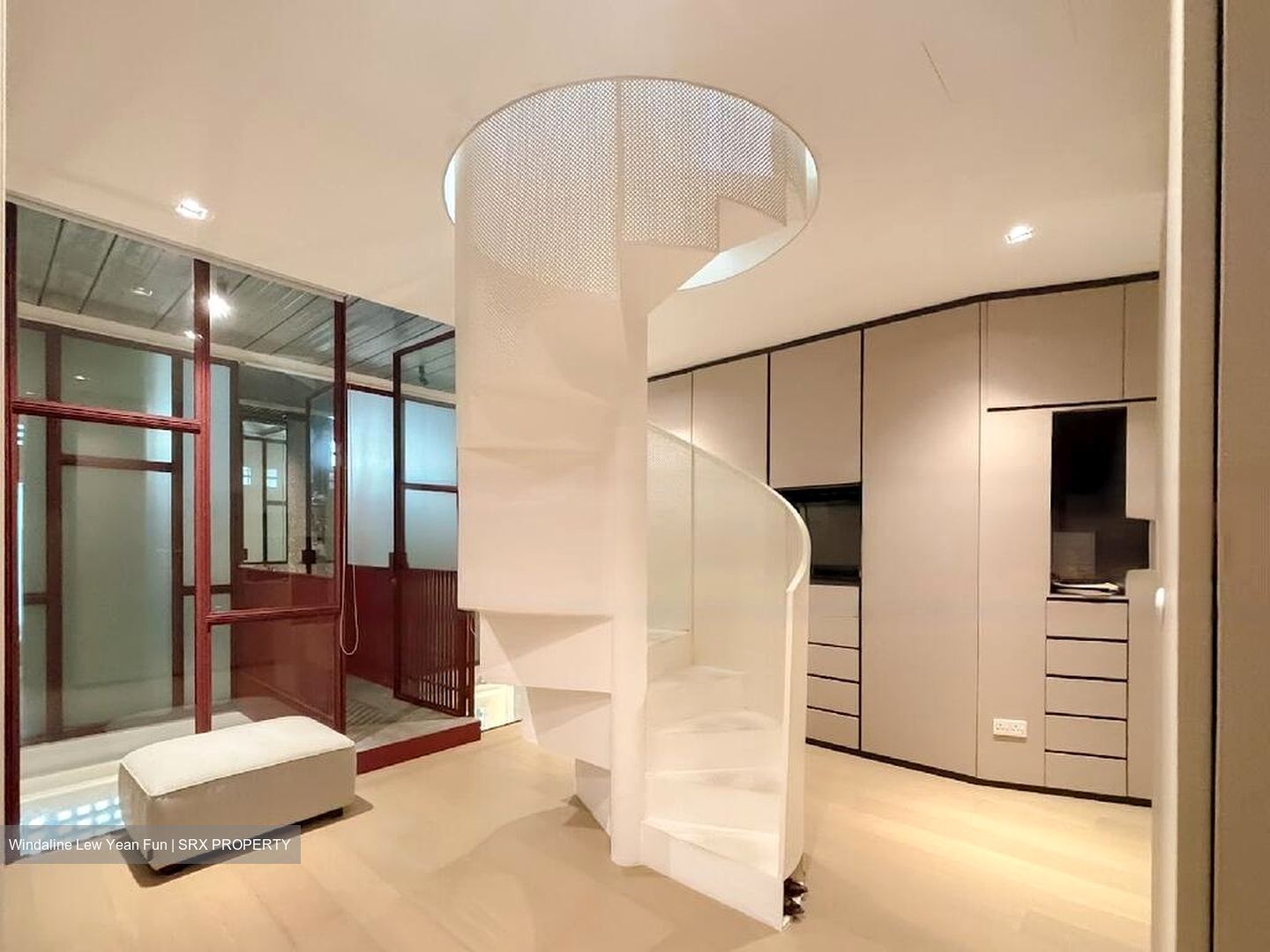 Leonie Hill (D9), Terrace #486130121